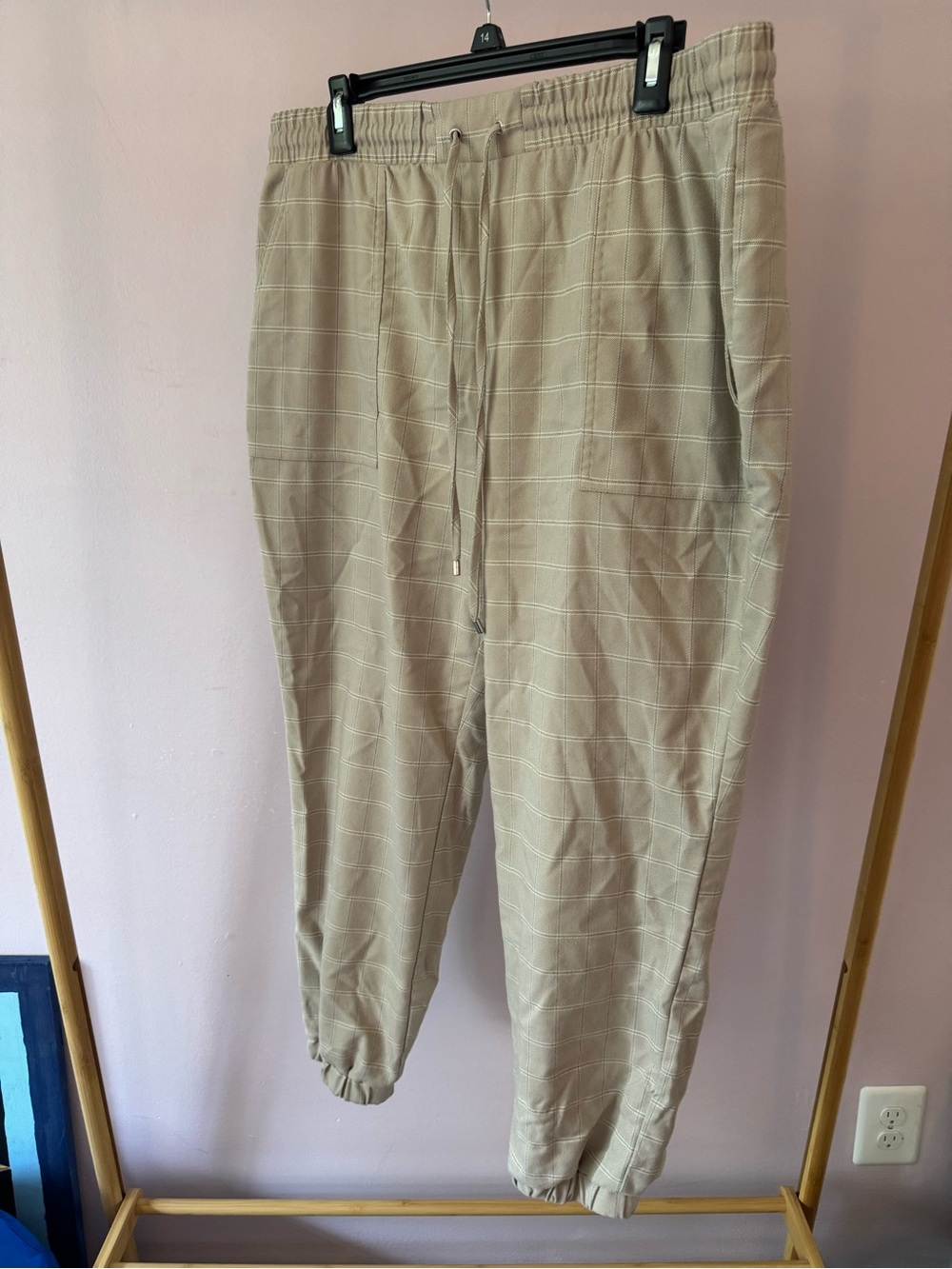 Nine West Beige Plaid Drawstring Joggers, size XL